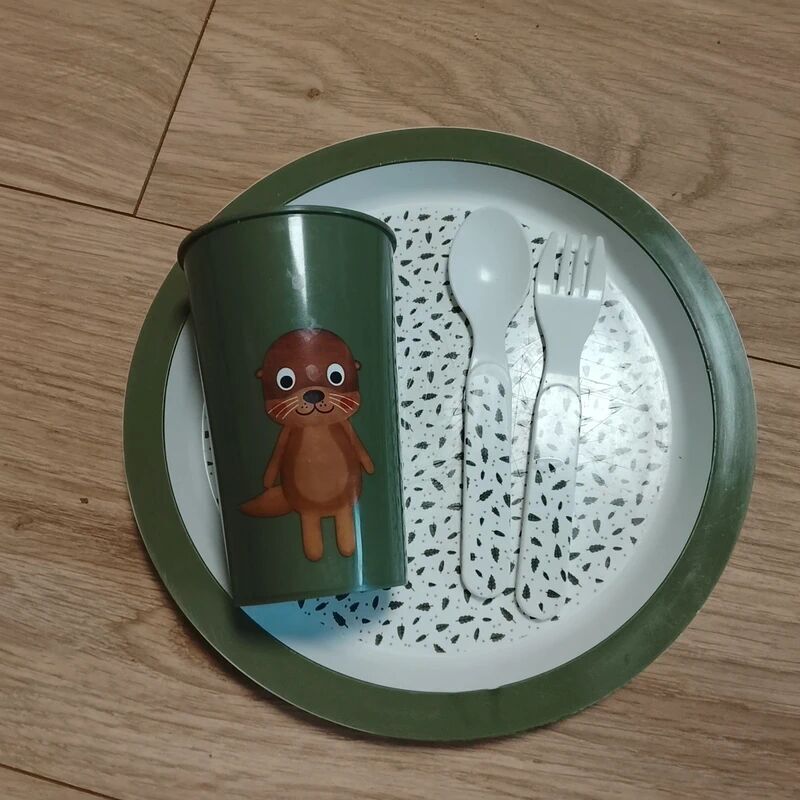 Plastová jídelní sada